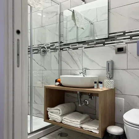 Oda ve Kahvaltı Forever 4*