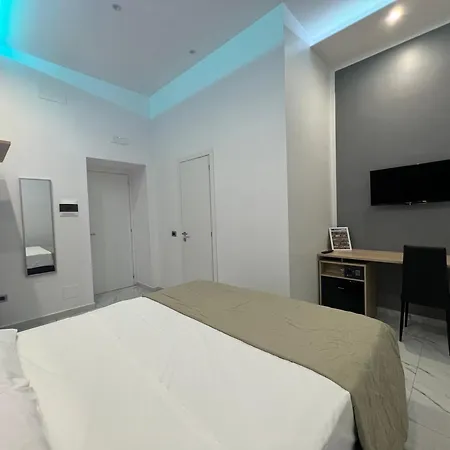 Oda ve Kahvaltı Forever Napoli