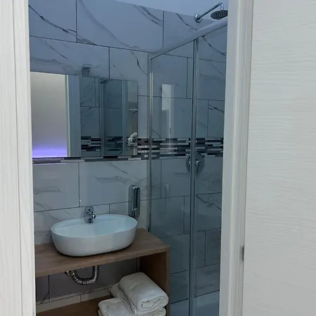 Forever Oda ve Kahvaltı