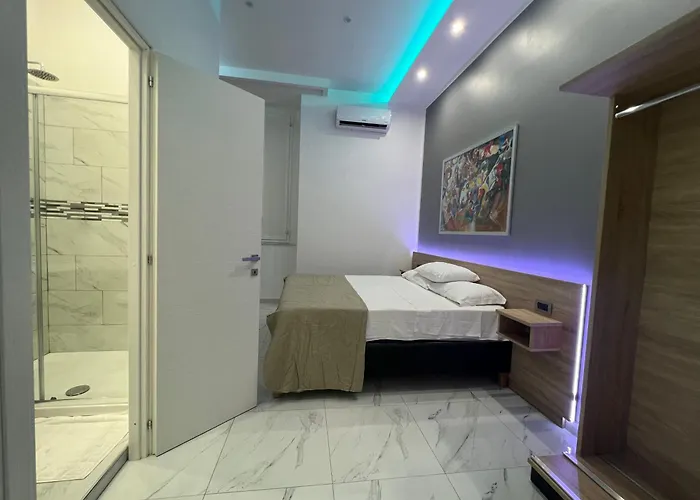 Alojamento de Acomodação e Pequeno-almoço Forever Nápoles